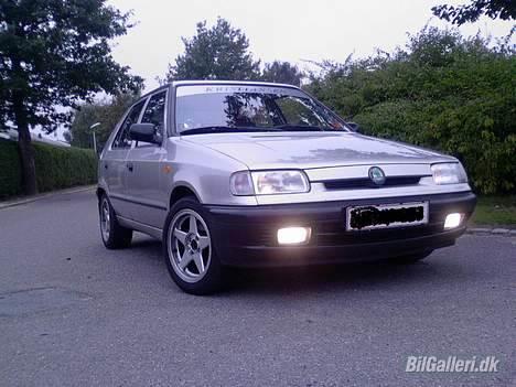 Skoda Felicia-solgt - fed vinkel?? billede 9