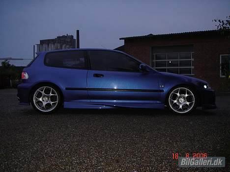 Honda Civic Esi Solgt billede 9