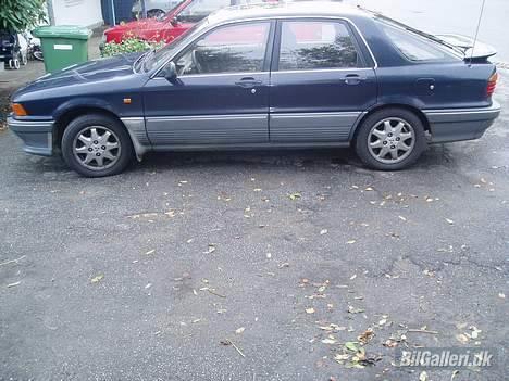 Mitsubishi Galant SOLGT billede 3