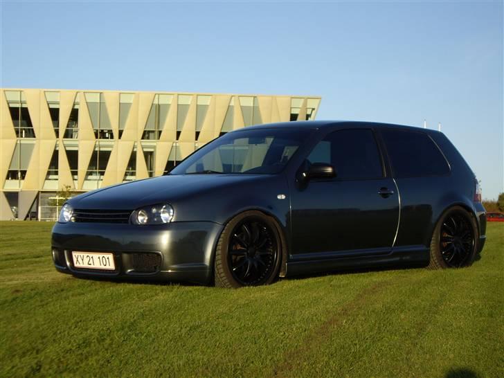 VW Golf IV .:R18 SOLGT billede 2
