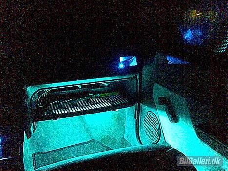 Citroën AX 1,4 (SOLGT) - Lys i bilens højre side foran billede 6