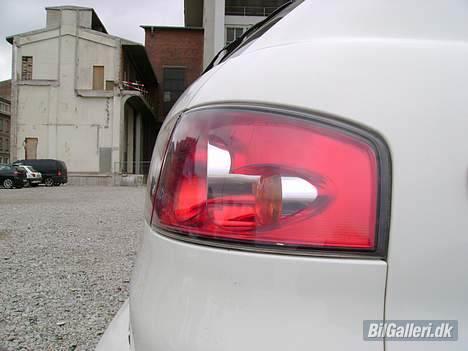 Seat Ibiza TDI 100 TOTALSKADET billede 7