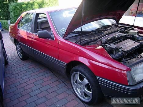 Alfa Romeo 164 - læg lige mærke til alle billeder vender rigtigt billede 4