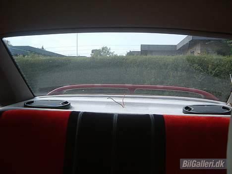 Opel Vectra A " SOLGT " - den havde ik højtaler bage ved men dem fik jeg lavet selv :) billede 5