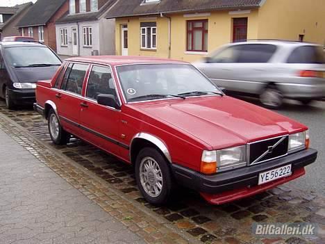 Volvo 740 turbo (solgt) billede 1