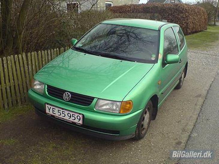 {{currentPhoto.altText}} billede {{currentPhoto.number}}