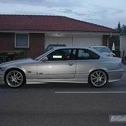 BMW 320 coupé Stjålet