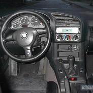 BMW 320 coupé Stjålet