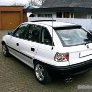 Opel Astra F 1.4i Solgt