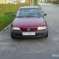 Opel Astra F solgt!