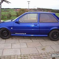 Ford Fiesta TD...sol