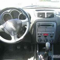 Alfa Romeo 147 (SOLGT)