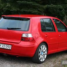VW golf 4 > totaltskadet