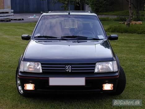 Peugeot 205 1,6 GTI - VÆK :-( billede 5