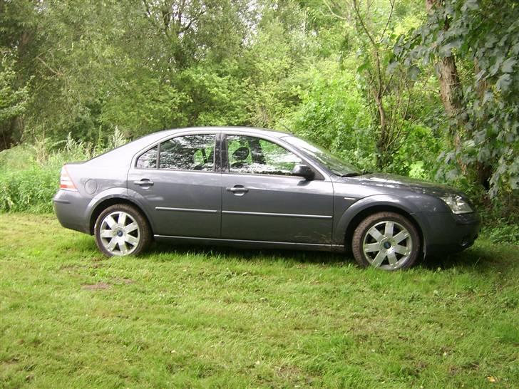 Ford Mondeo Trend billede 1