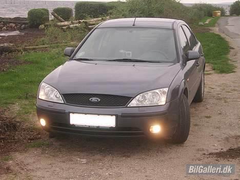 Ford Mondeo Trend billede 2