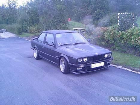 BMW 320i E30 // Solgt billede 6