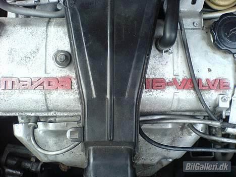 Mazda 323 SedanLX"Brændt af" billede 13