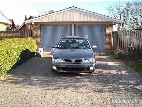 Nissan Primera 2.0 SLX billede 1