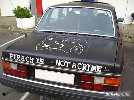 Volvo 240 GL "The Pirate Car" billede 2