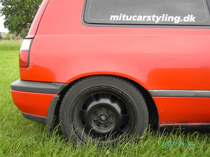 Nissan Sunny N14 - Så kom den lidt ned til jorden billede 14