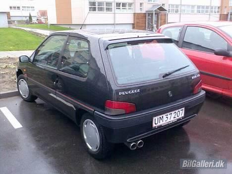 Peugeot 106 XS --> DØD!! - Min lille gøj bagfra :) billede 1