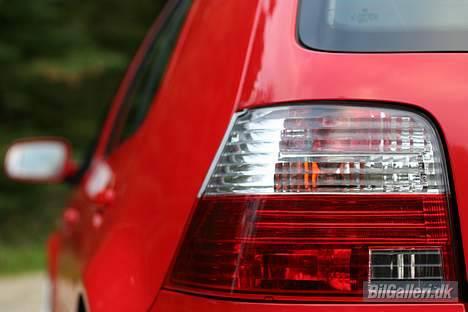 VW golf 4 > totaltskadet billede 3