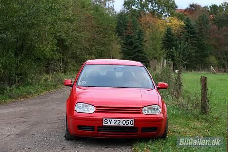 VW golf 4 > totaltskadet billede 7