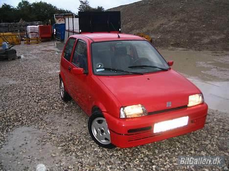 Fiat Cinquecento 1.1[SOLGT]  - En rigtig byggeplads racer billede 1