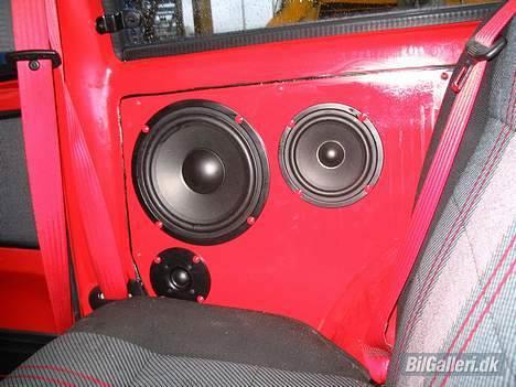 Fiat Cinquecento 1.1[SOLGT]  - Hjemmelavede paneler med indfarvede skruer billede 8