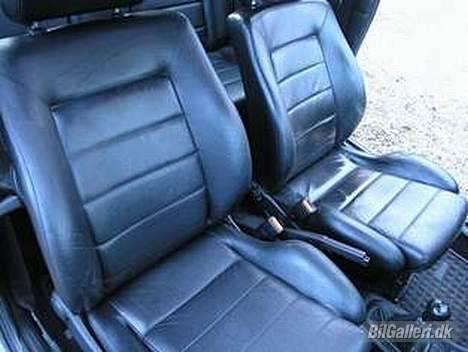 VW GOLF II  1.8  (død) billede 9