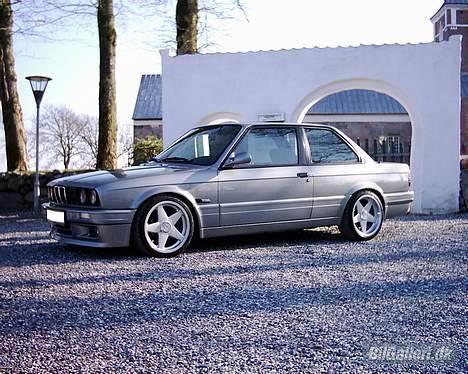 BMW E30 325i *SOLGT* billede 2