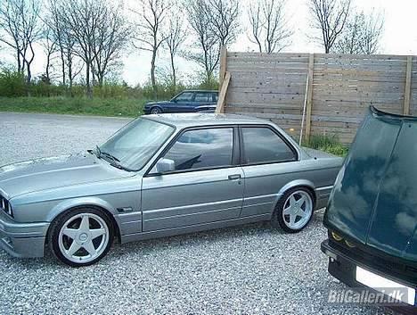 BMW E30 325i *SOLGT* billede 9