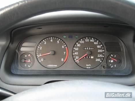 Toyota Corolla 1.6 solgt billede 12