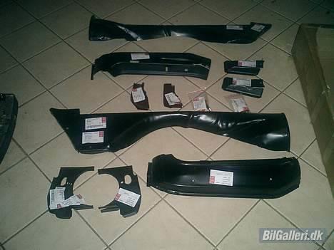 Opel kadett c. solgt - de dele som jeg lige skal ha svejs på. billede 16