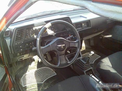 Nissan sunny billede 7