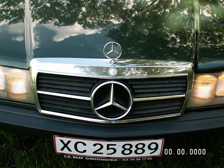 Mercedes Benz 190 201W  "SOLGT" - hjemmelavet front... dele taget fra en meget ældre mb, og tilpasset. kromlisterne er fra en BMW billede 12