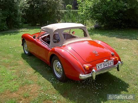 Audi A4 2,0 TDI lemans - Min fars ny restaurerede MGA - den er sgu blevet iorden billede 4