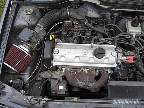 VW Polo Gt Coupé - Ja.. her kunne man måske godt peppe den lidt op, men er kun en bil jeg skal ha et par år, så vil bare spare her :P billede 4