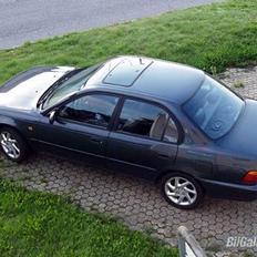 Toyota Corolla 1,6 XLI Sedan Aut