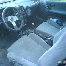 Nissan sunny     SOLGT