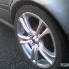 Toyota carina 2  **solgt**