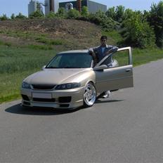 Opel Vectra b 2,016v -