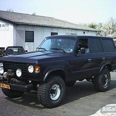 Toyota LandCruiser HJ 61 Solgt
