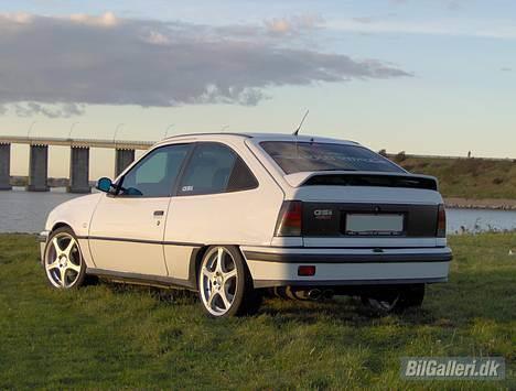 Opel Kadett GSI 16V***SOLGT*** billede 8