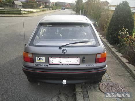 Opel astra 1,6 gl solgt billede 3