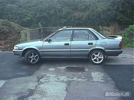 Toyota corolla   1.3 xli billede 6