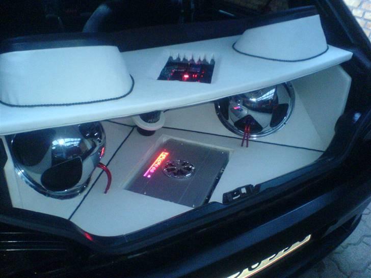 Peugeot 106 S - Min gamle opbygning i hvid læder..(SOLGT) billede 11