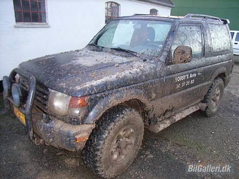 Mitsubishi Pajero 2,5 TD "Solgt" - Ja lidt beskidt kan den da blive billede 19