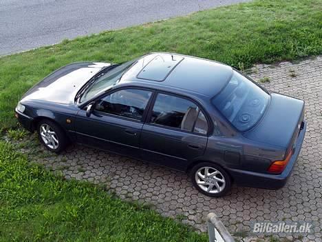 Toyota Corolla 1,6 XLI Sedan Aut billede 2